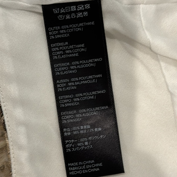 I.AM.GIA Seala Crop Top Size Medium - Picture 15 of 16